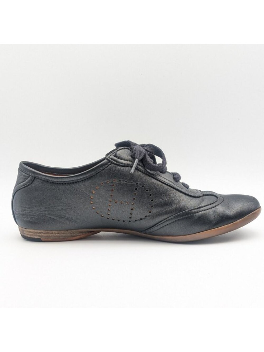 Hermes Evelyne Sneakers Leather Perforated Black - Picture 3 of 11